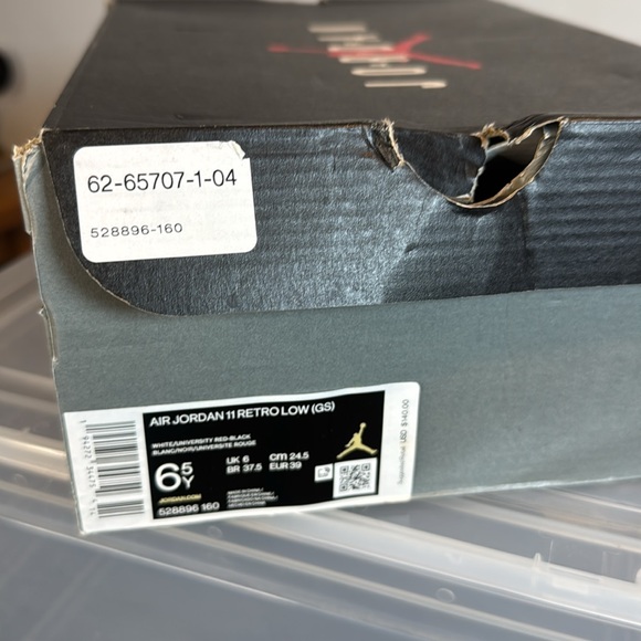 Size 6.5Y - Jordan 11 Retro Low Concord-Bred - Picture 7 of 7